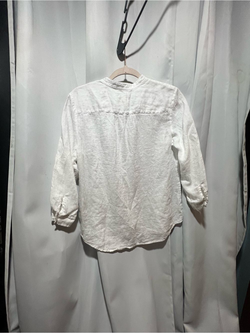 Charter Club Luxury White Linen Pintuck Roll Tab Button Front Blouse M - Picture 3 of 5